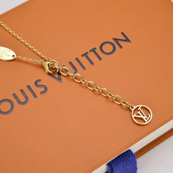 Golden necklace - Picture 7 of 7